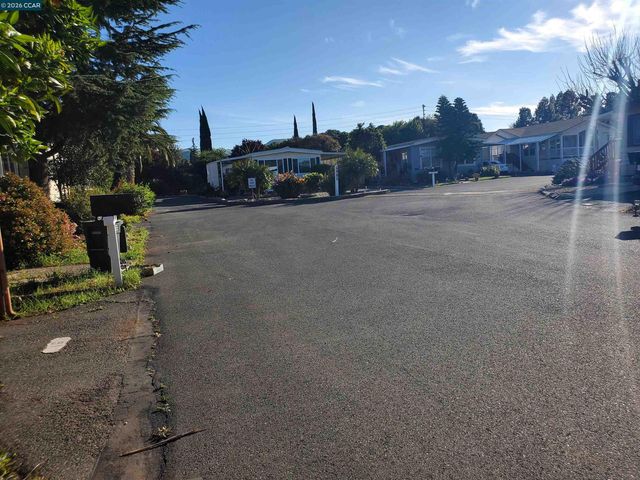 16 Surf Drive, Pittsburg, CA 94565