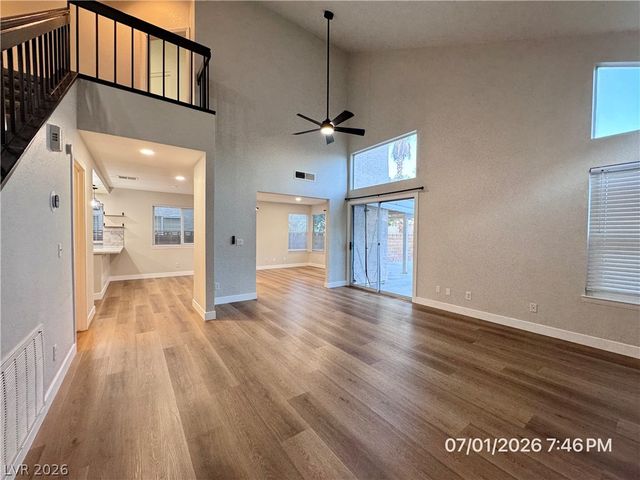 8405 Shady Shores Circle, Las Vegas, NV 89128
