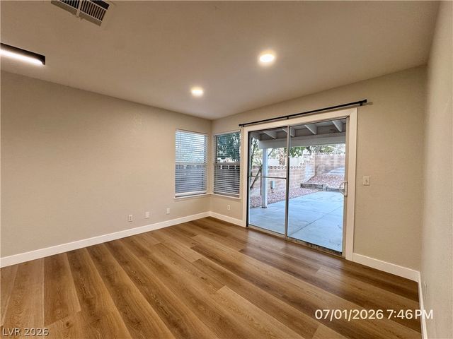8405 Shady Shores Circle, Las Vegas, NV 89128
