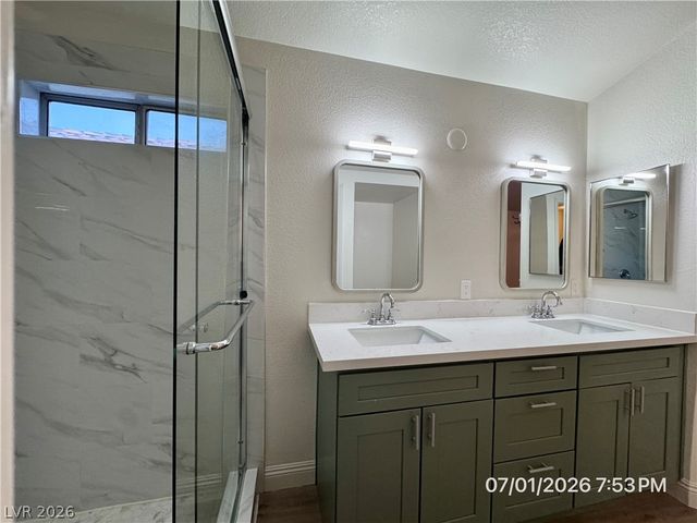 8405 Shady Shores Circle, Las Vegas, NV 89128
