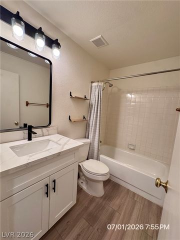 8405 Shady Shores Circle, Las Vegas, NV 89128