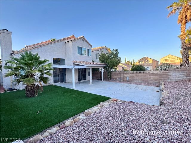 8405 Shady Shores Circle, Las Vegas, NV 89128