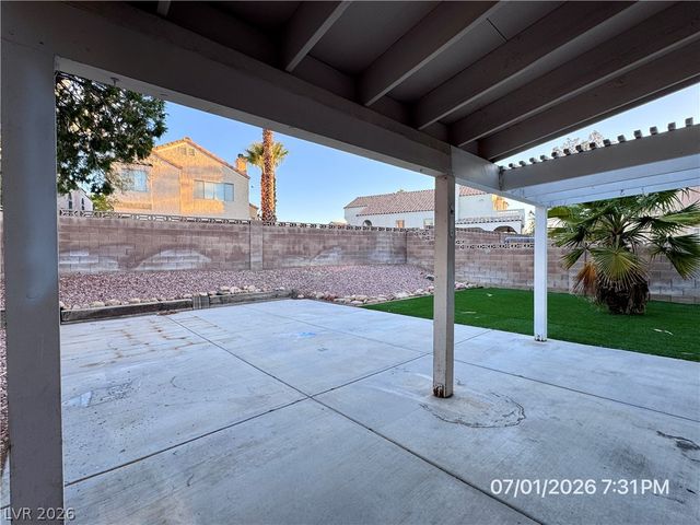 8405 Shady Shores Circle, Las Vegas, NV 89128