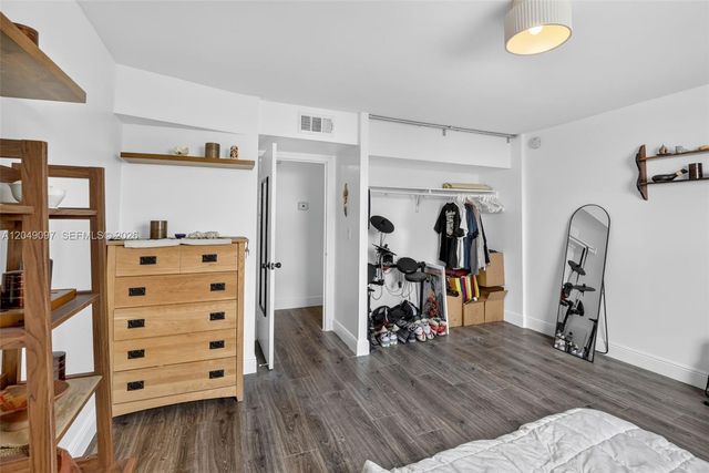 1913 S Ocean Dr 225, Hallandale Beach, FL 33009