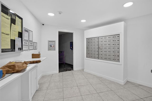 1913 S Ocean Dr 225, Hallandale Beach, FL 33009