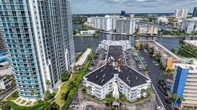 1913 S Ocean Dr 225, Hallandale Beach, FL 33009