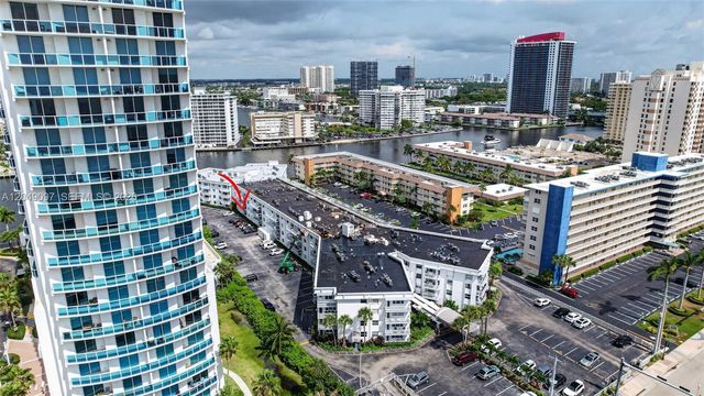 1913 S Ocean Dr 225, Hallandale Beach, FL 33009