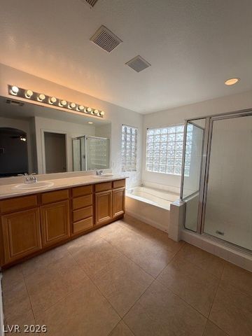 7431 Longhorn Lodge Avenue, Las Vegas, NV 89113