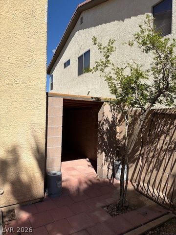 7431 Longhorn Lodge Avenue, Las Vegas, NV 89113