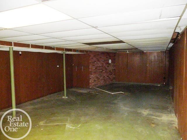 22416 Furton Street, St Clair Shores, MI 48082