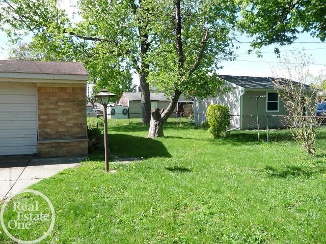 22416 Furton Street, St Clair Shores, MI 48082
