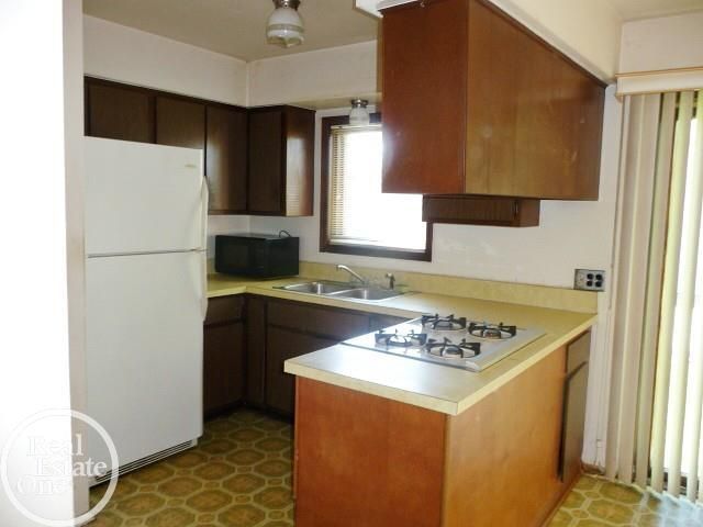 22416 Furton Street, St Clair Shores, MI 48082