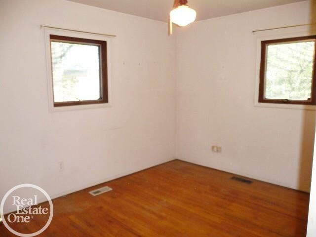 22416 Furton Street, St Clair Shores, MI 48082