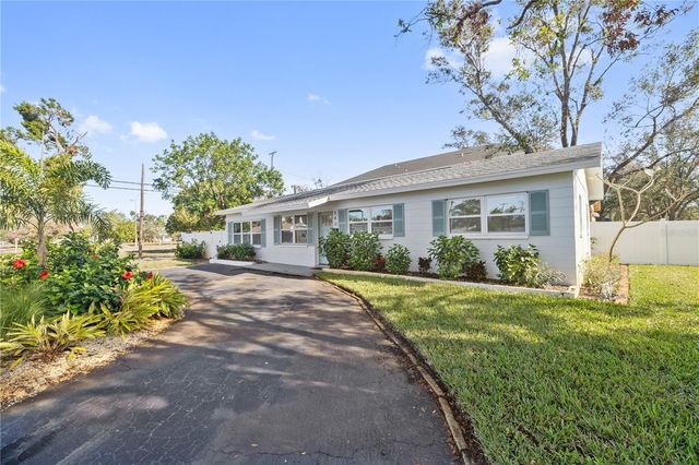 540 32ND STREET S, St Petersburg, FL 33712