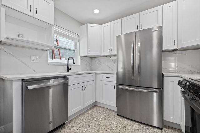 540 32ND STREET S, St Petersburg, FL 33712