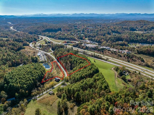 1075 Calvin Edney Road, Mars Hill, NC 28754