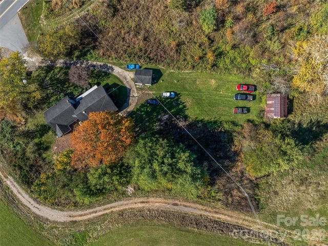 1075 Calvin Edney Road, Mars Hill, NC 28754