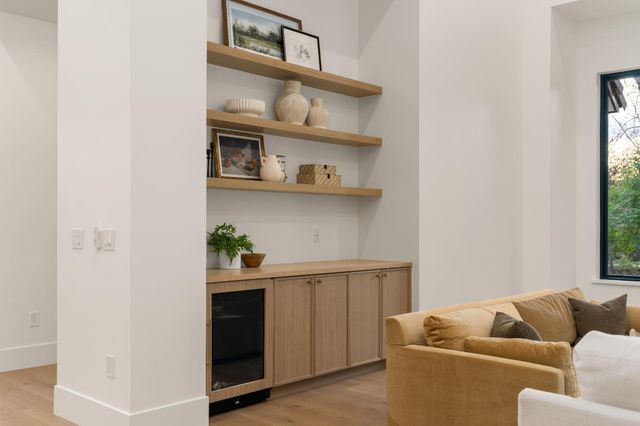 7569 Old Pear Hill Ln, Penryn, CA 95663