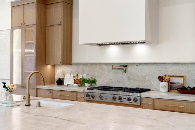 7569 Old Pear Hill Ln, Penryn, CA 95663