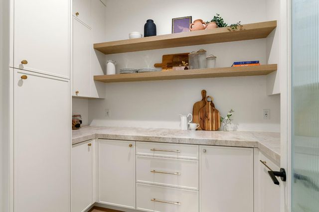 7569 Old Pear Hill Ln, Penryn, CA 95663