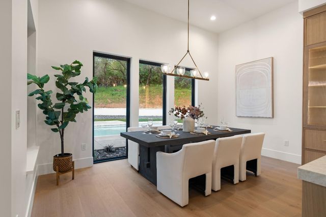 7569 Old Pear Hill Ln, Penryn, CA 95663