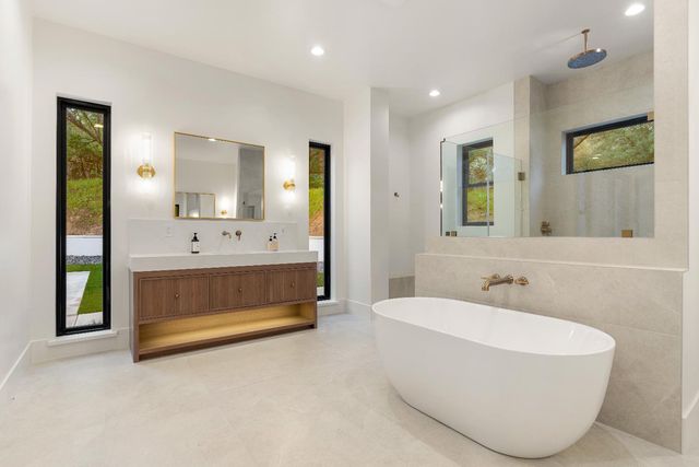 7569 Old Pear Hill Ln, Penryn, CA 95663