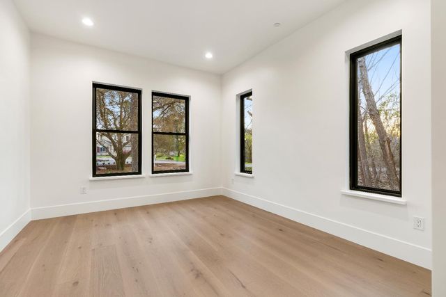 7569 Old Pear Hill Ln, Penryn, CA 95663