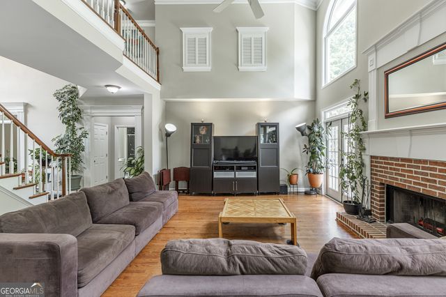 272 Lostwood Trail, Sugar Hill, GA 30518