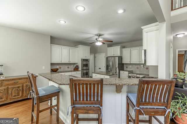 272 Lostwood Trail, Sugar Hill, GA 30518