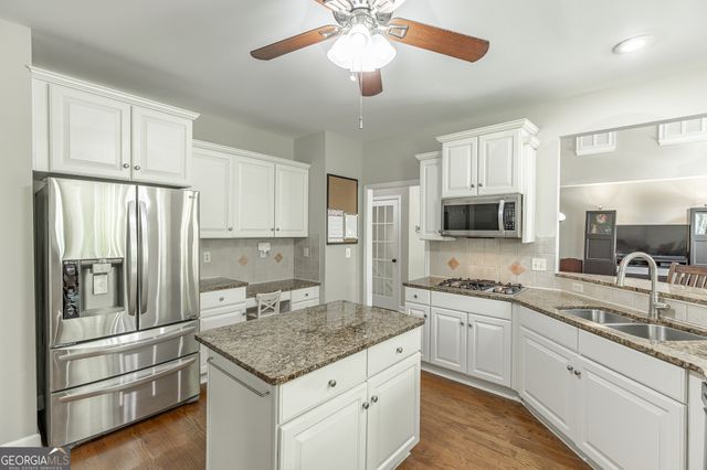 272 Lostwood Trail, Sugar Hill, GA 30518