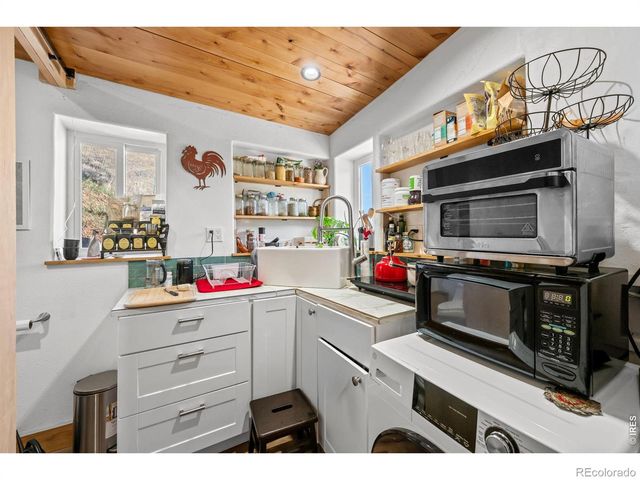 865 N Cedar Brook Road, Boulder, CO 80304