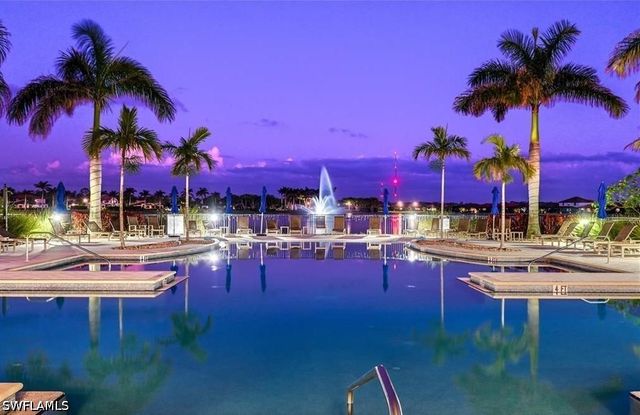 1379 Artesia DR E 601, Naples, FL 34113