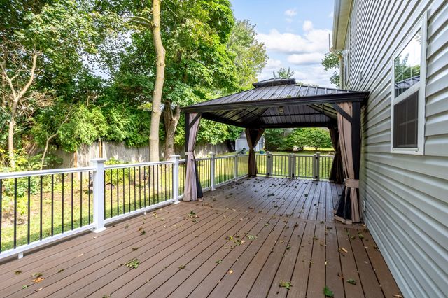 38 Terrence Ave, Clinton, MA 01510