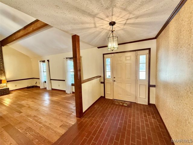 2112 County Road 80 ., Selma, AL 36703