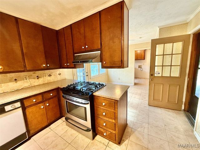 2112 County Road 80 ., Selma, AL 36703