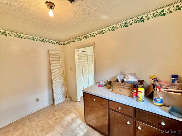 2112 County Road 80 ., Selma, AL 36703