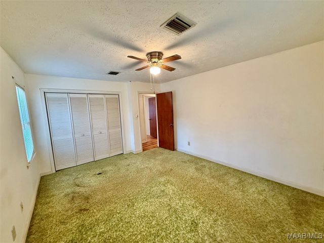 2112 County Road 80 ., Selma, AL 36703