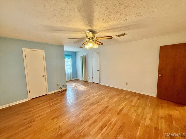 2112 County Road 80 ., Selma, AL 36703