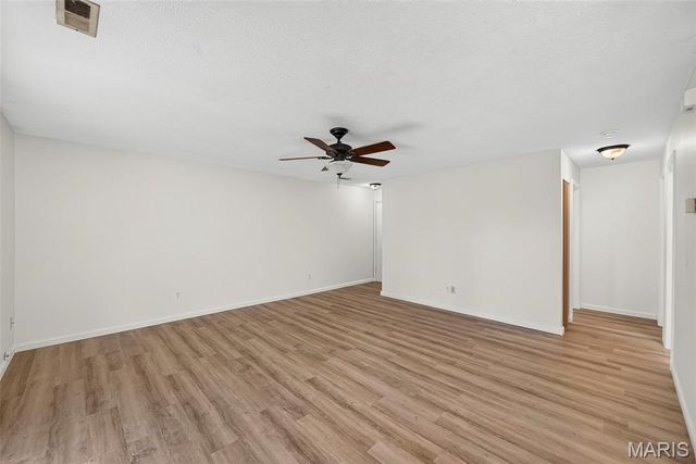 1044 Sugar Creek Court 5, St Peters, MO 63376
