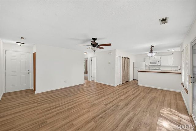 1044 Sugar Creek Court 5, St Peters, MO 63376
