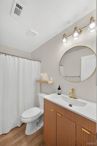 1044 Sugar Creek Court 5, St Peters, MO 63376