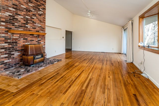 88 Dakota Road, Carbondale, IL 62902