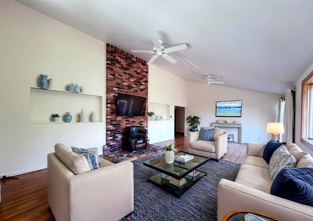 88 Dakota Road, Carbondale, IL 62902