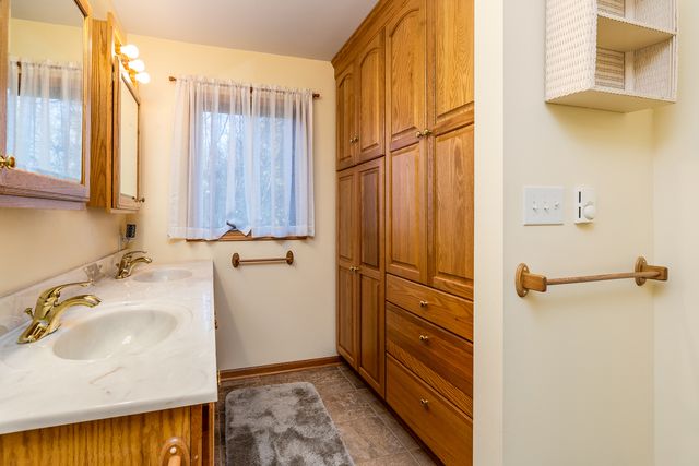 88 Dakota Road, Carbondale, IL 62902