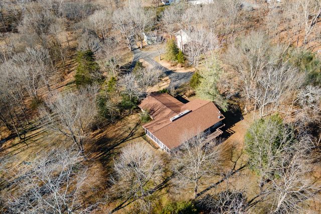 88 Dakota Road, Carbondale, IL 62902