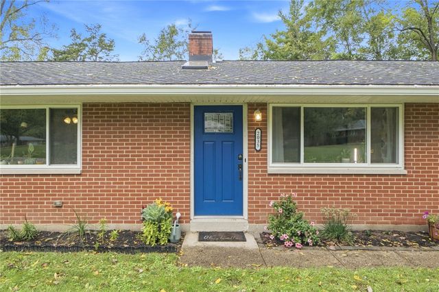 2035 Turnbull Road, Beavercreek, OH 45431