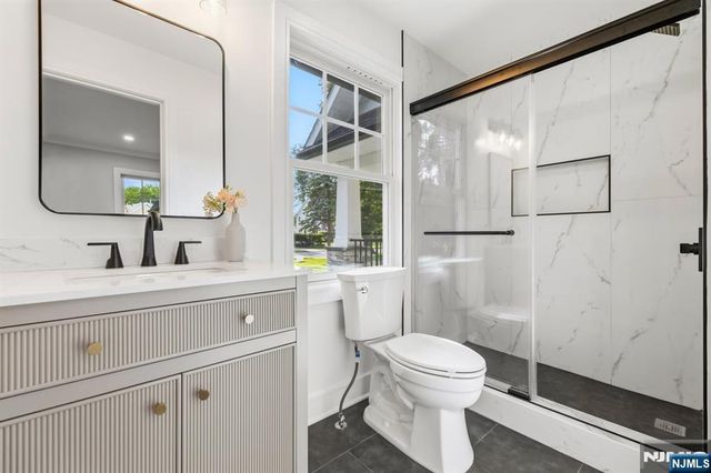 613 Hillcrest Road, Ridgewood, NJ 07450