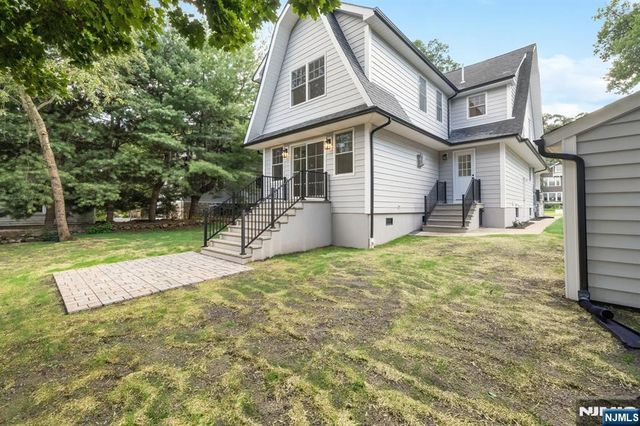 613 Hillcrest Road, Ridgewood, NJ 07450