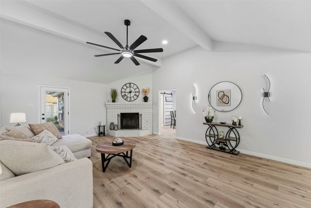 7111 Vinland Street, Dallas, TX 75227