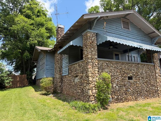 2032 26TH STREET ENSLEY, Birmingham, AL 35218